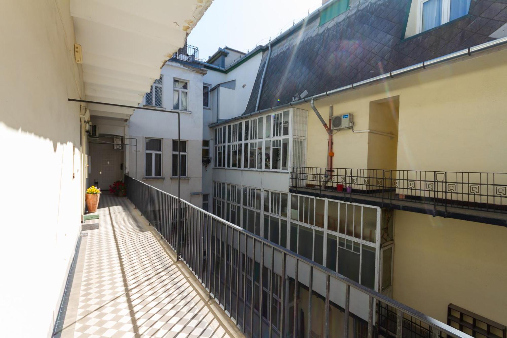 Badepest Apartment บูดาเปสต์ ภายนอก รูปภาพ