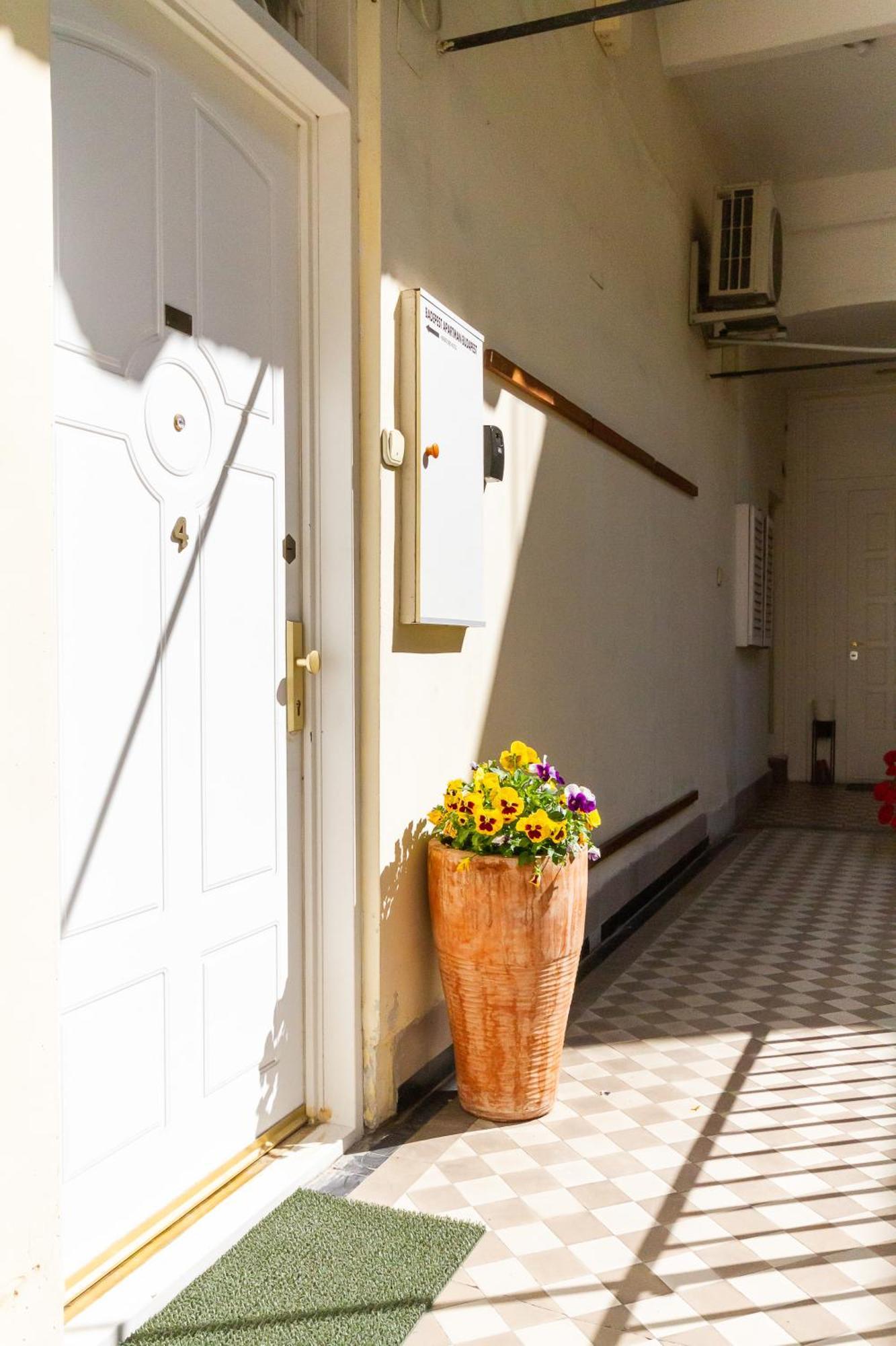 Badepest Apartment บูดาเปสต์ ภายนอก รูปภาพ